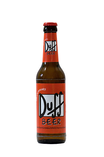 Deutsch: Duff Beer Flasche - Vorderansicht. Vo... Deutsch: Duff Beer Flasche - Vorderansicht. Vo...